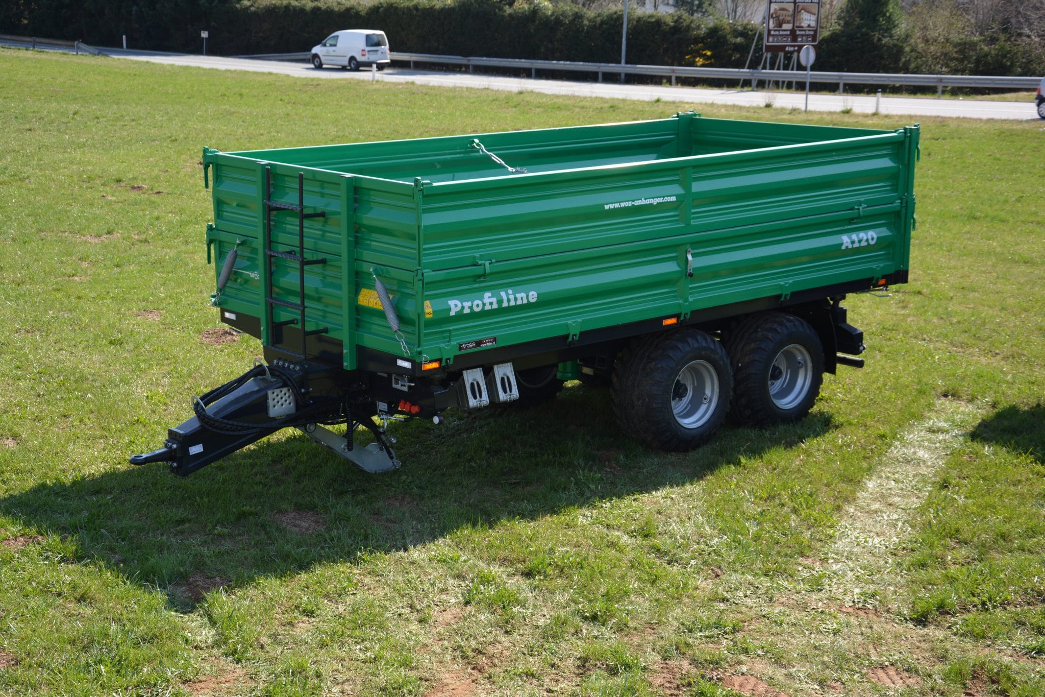 Traktoranhänger, WÖZ Anhänger, A130 oder A130L mit 13000 kg Gesamtgewicht, starker Tandem-Dreiseitenkipper, 3S-Kipper, diverse Modelle, Zweiachser, Kipper, Kippanhänger für Traktoren, diverse Ausführungen – Bild 2